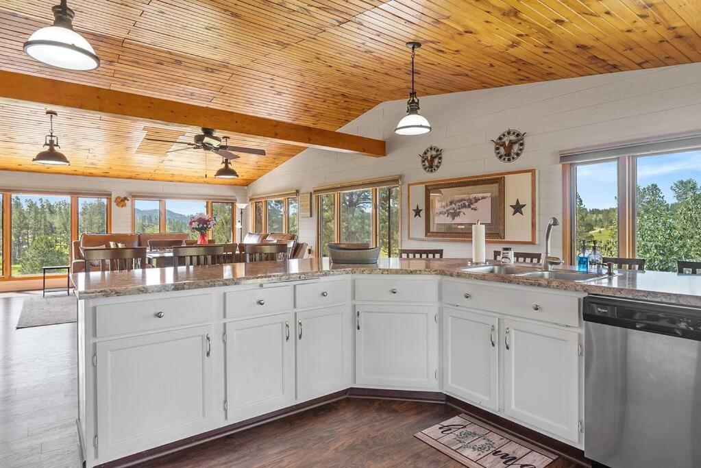 Papa'S Place On Willow Creek Custer Extérieur photo