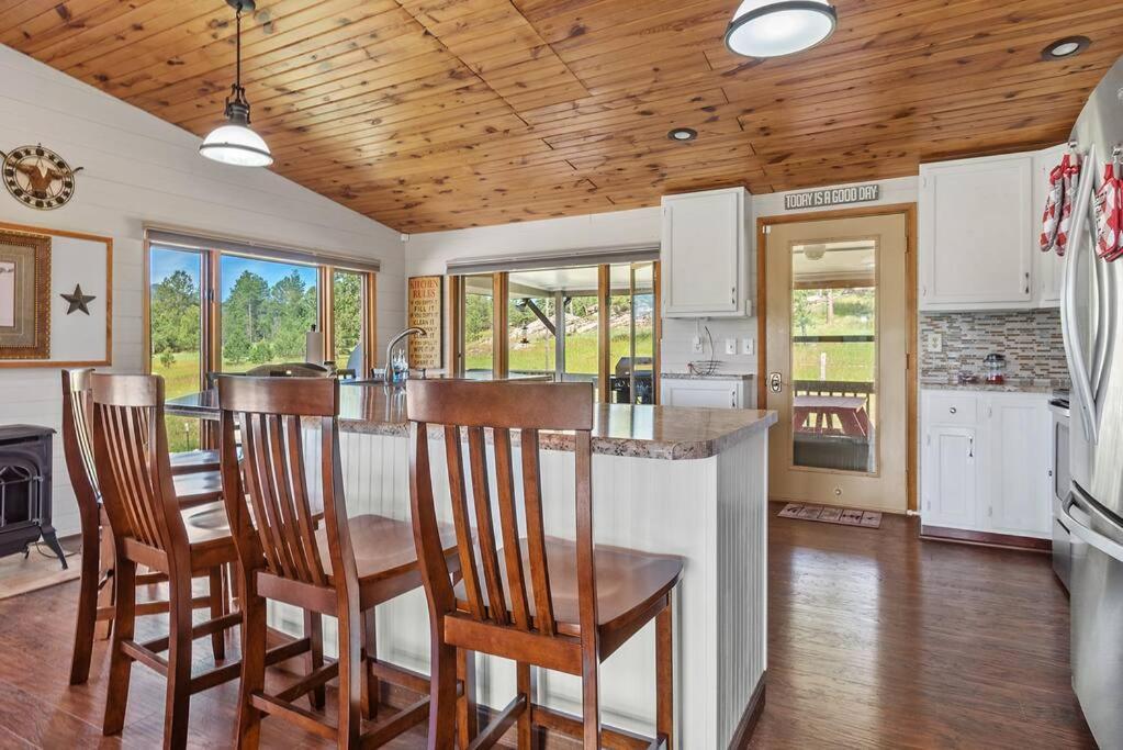Papa'S Place On Willow Creek Custer Extérieur photo